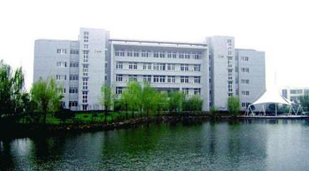 南京專科教育翹楚 信息技術(shù)領(lǐng)域的領(lǐng)跑者與全國(guó)五十強(qiáng)名校